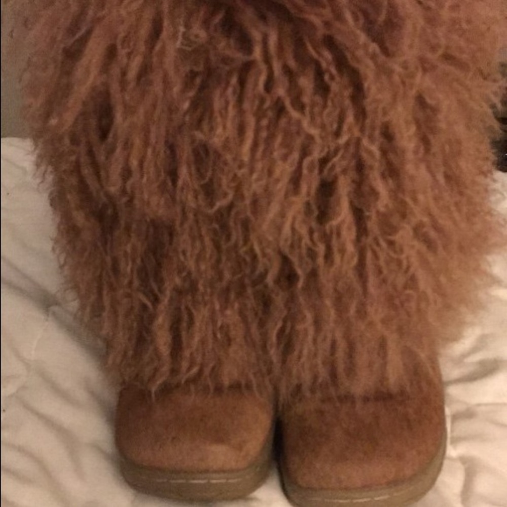 Bearpaw boots